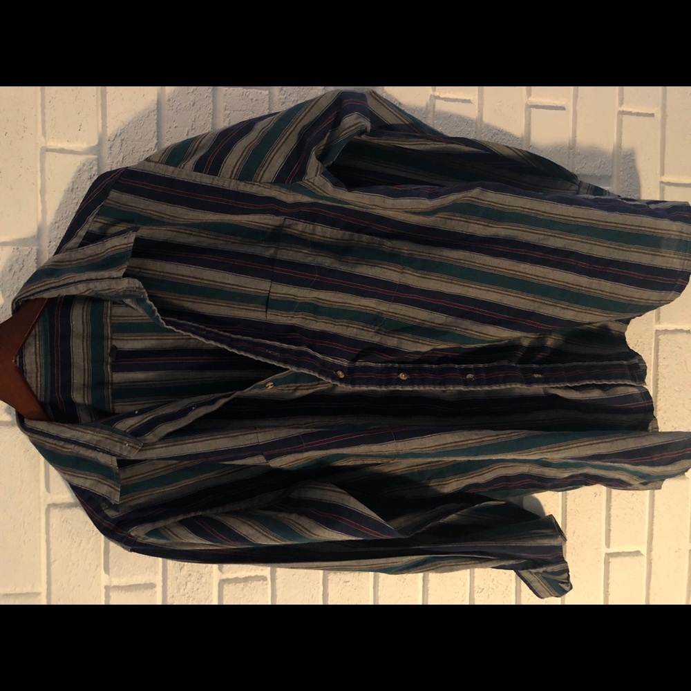 VINTAGE BUTTON DOWN SHIRT